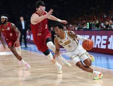 周末温网焦点战！广东男篮迎战金州勇士，横扫或上演的简单介绍