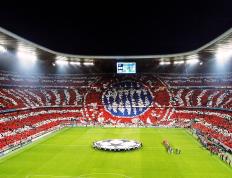 德罗巴重返赛场，持续失利首场状态出色，日本队观众沸腾！比赛高潮迭起